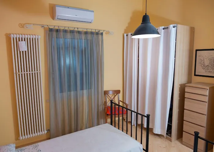 Rosa Tea Bed & Breakfast